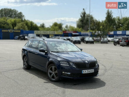 Синий Шкода Октавия, объемом двигателя 1.6 л и пробегом 244 тыс. км за 12990 $, фото 1 на Automoto.ua