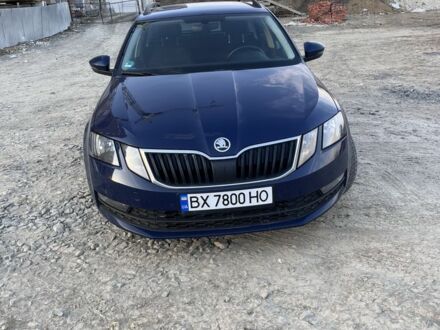 Шкода Октавия 2017 в Хмельницком на Automoto.ua Синий Шкода Октавия, объемом двигателя 2 л и пробегом 260 тыс. км за 15000 $, фото 1 на Automoto.ua