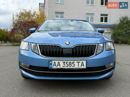 Синий Шкода Октавия, объемом двигателя 1.8 л и пробегом 130 тыс. км за 16000 $, фото 1 на Automoto.ua