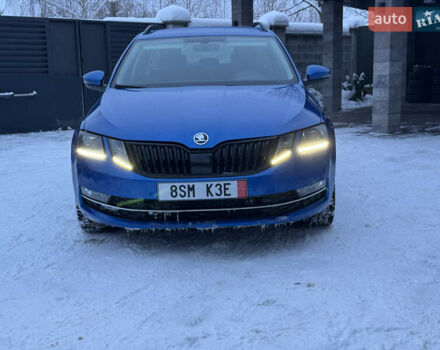 Синий Шкода Октавия, объемом двигателя 1.6 л и пробегом 207 тыс. км за 11999 $, фото 1 на Automoto.ua