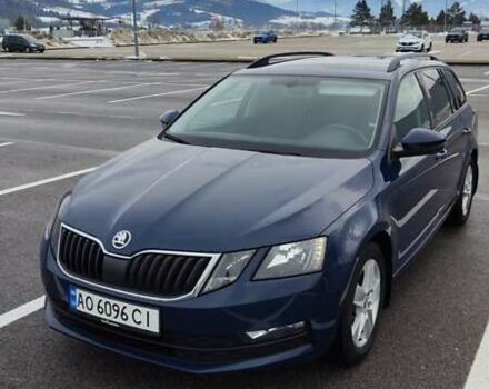 Синій Шкода Октавія, об'ємом двигуна 1.6 л та пробігом 251 тис. км за 11900 $, фото 1 на Automoto.ua