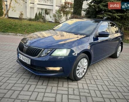 Синий Шкода Октавия, объемом двигателя 1.4 л и пробегом 180 тыс. км за 12500 $, фото 1 на Automoto.ua