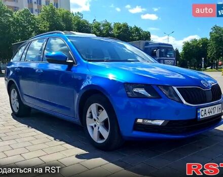 Синий Шкода Октавия, объемом двигателя 2 л и пробегом 211 тыс. км за 14200 $, фото 1 на Automoto.ua