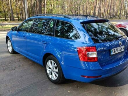 Синий Шкода Октавия, объемом двигателя 1.6 л и пробегом 212 тыс. км за 13000 $, фото 1 на Automoto.ua