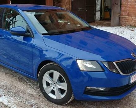 Синий Шкода Октавия, объемом двигателя 1.6 л и пробегом 286 тыс. км за 12600 $, фото 1 на Automoto.ua