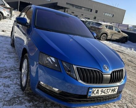 Синий Шкода Октавия, объемом двигателя 1.6 л и пробегом 204 тыс. км за 14000 $, фото 1 на Automoto.ua