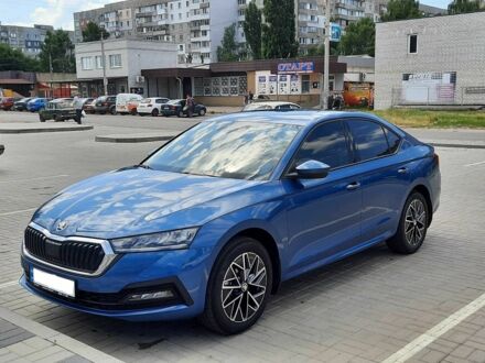 Синий Шкода Октавия, объемом двигателя 1.5 л и пробегом 13 тыс. км за 19500 $, фото 1 на Automoto.ua