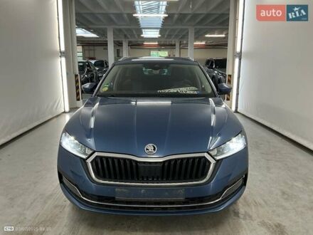 Шкода Октавия 2021 в Львове на Automoto.ua Синий Шкода Октавия, объемом двигателя 1.97 л и пробегом 153 тыс. км за 20077 $, фото 1 на Automoto.ua