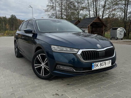 Синий Шкода Октавия, объемом двигателя 1.97 л и пробегом 225 тыс. км за 20000 $, фото 1 на Automoto.ua