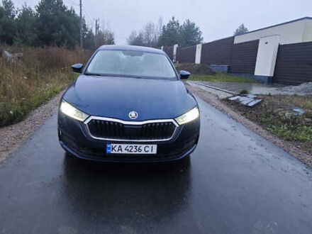 Синий Шкода Октавия, объемом двигателя 1.5 л и пробегом 102 тыс. км за 19500 $, фото 1 на Automoto.ua