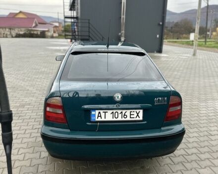Зеленый Шкода Октавия, объемом двигателя 1.6 л и пробегом 195 тыс. км за 3250 $, фото 4 на Automoto.ua