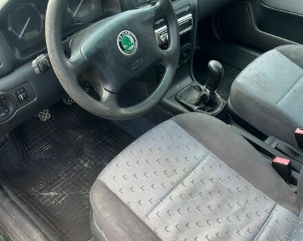 Зелений Шкода Октавія, об'ємом двигуна 0 л та пробігом 200 тис. км за 1850 $, фото 4 на Automoto.ua