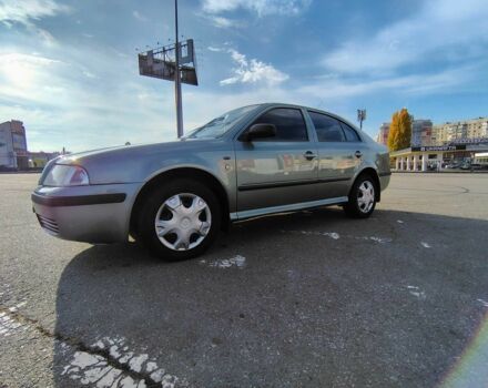 Зеленый Шкода Октавия, объемом двигателя 1.6 л и пробегом 207 тыс. км за 4300 $, фото 2 на Automoto.ua