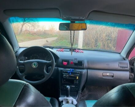 Зеленый Шкода Октавия, объемом двигателя 1.8 л и пробегом 325 тыс. км за 4200 $, фото 3 на Automoto.ua