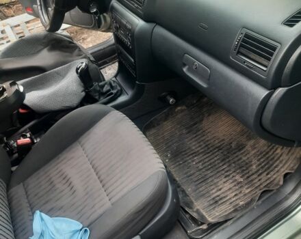 Зеленый Шкода Октавия, объемом двигателя 1.8 л и пробегом 300 тыс. км за 3700 $, фото 4 на Automoto.ua