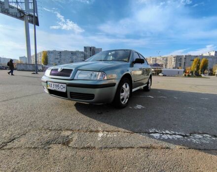 Зеленый Шкода Октавия, объемом двигателя 1.6 л и пробегом 207 тыс. км за 4300 $, фото 1 на Automoto.ua