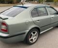 Зеленый Шкода Октавия, объемом двигателя 1.8 л и пробегом 307 тыс. км за 3950 $, фото 13 на Automoto.ua