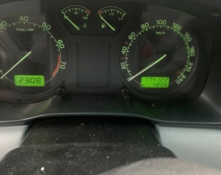 Зеленый Шкода Октавия, объемом двигателя 1.6 л и пробегом 170 тыс. км за 3600 $, фото 5 на Automoto.ua