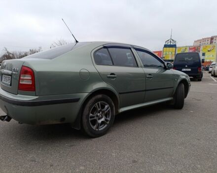 Зеленый Шкода Октавия, объемом двигателя 1.8 л и пробегом 400 тыс. км за 4500 $, фото 1 на Automoto.ua