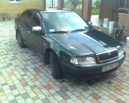 Шкода Октавія 2004 у Дніпро (Дніпропетровську) на Automoto.ua Зелений Шкода Октавія, об'ємом двигуна 1.6 л та пробігом 203 тис. км за 5000 $, фото 3 на Automoto.ua