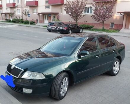 Шкода Октавия 2004 в Ужгороде на Automoto.ua Зеленый Шкода Октавия, объемом двигателя 2 л и пробегом 280 тыс. км за 5500 $, фото 1 на Automoto.ua
