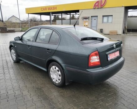 Зеленый Шкода Октавия, объемом двигателя 1.6 л и пробегом 237 тыс. км за 5300 $, фото 2 на Automoto.ua