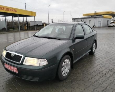 Зеленый Шкода Октавия, объемом двигателя 1.6 л и пробегом 237 тыс. км за 5300 $, фото 1 на Automoto.ua