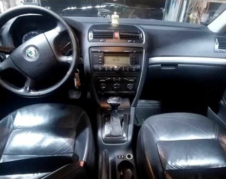 Зелений Шкода Октавія, об'ємом двигуна 0 л та пробігом 300 тис. км за 2600 $, фото 6 на Automoto.ua