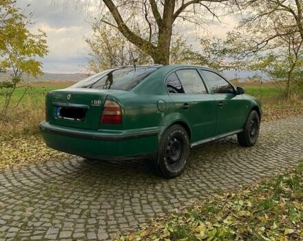 Зелений Шкода Октавія, об'ємом двигуна 1.6 л та пробігом 319 тис. км за 1000 $, фото 3 на Automoto.ua