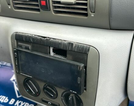 Зеленый Шкода Октавия, объемом двигателя 1.8 л и пробегом 294 тыс. км за 2400 $, фото 3 на Automoto.ua