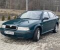 Зеленый Шкода Октавия, объемом двигателя 1.6 л и пробегом 300 тыс. км за 2400 $, фото 1 на Automoto.ua