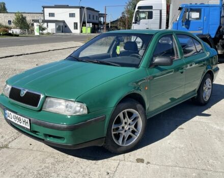 Зеленый Шкода Октавия, объемом двигателя 1.6 л и пробегом 190 тыс. км за 2300 $, фото 7 на Automoto.ua