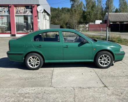 Зеленый Шкода Октавия, объемом двигателя 1.6 л и пробегом 190 тыс. км за 2300 $, фото 3 на Automoto.ua