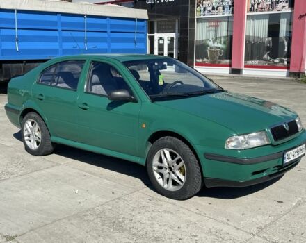 Зеленый Шкода Октавия, объемом двигателя 1.6 л и пробегом 190 тыс. км за 2300 $, фото 2 на Automoto.ua