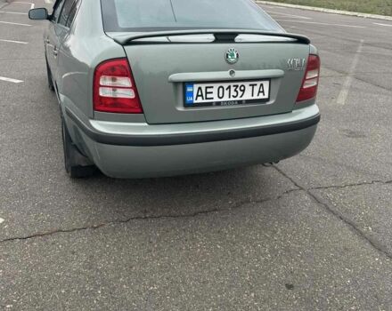 Зеленый Шкода Октавия, объемом двигателя 2 л и пробегом 280 тыс. км за 4000 $, фото 1 на Automoto.ua