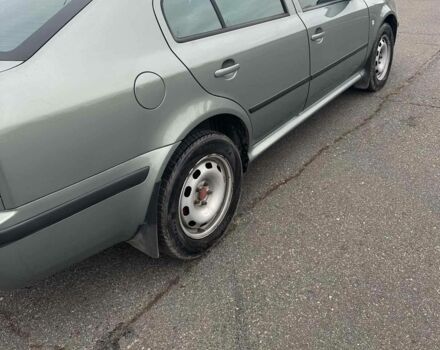 Зеленый Шкода Октавия, объемом двигателя 2 л и пробегом 280 тыс. км за 4000 $, фото 4 на Automoto.ua