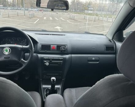 Зеленый Шкода Октавия, объемом двигателя 2 л и пробегом 280 тыс. км за 4000 $, фото 9 на Automoto.ua