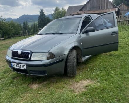 Зеленый Шкода Октавия, объемом двигателя 1.6 л и пробегом 300 тыс. км за 3100 $, фото 3 на Automoto.ua