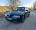 Зеленый Шкода Октавия, объемом двигателя 1.6 л и пробегом 300 тыс. км за 4350 $, фото 1 на Automoto.ua