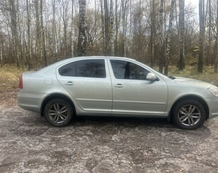 Зелений Шкода Октавія, об'ємом двигуна 1.6 л та пробігом 160 тис. км за 8000 $, фото 3 на Automoto.ua