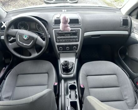 Зелений Шкода Октавія, об'ємом двигуна 1.6 л та пробігом 160 тис. км за 8000 $, фото 7 на Automoto.ua