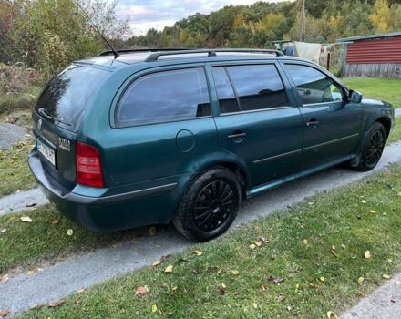 Зеленый Шкода Октавия, объемом двигателя 1.9 л и пробегом 395 тыс. км за 3300 $, фото 3 на Automoto.ua