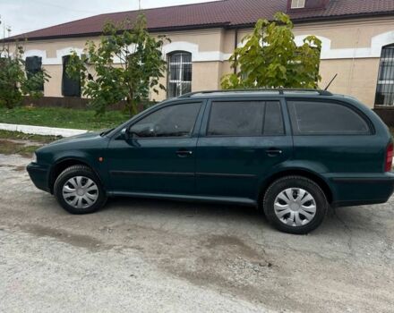 Зеленый Шкода Октавия, объемом двигателя 1.9 л и пробегом 376 тыс. км за 2700 $, фото 1 на Automoto.ua