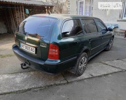 Зеленый Шкода Октавия, объемом двигателя 1.6 л и пробегом 111 тыс. км за 3500 $, фото 6 на Automoto.ua
