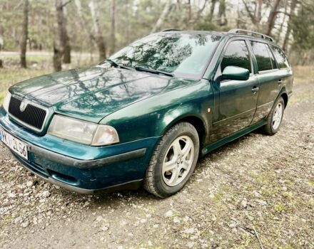 Зелений Шкода Октавія, об'ємом двигуна 1.9 л та пробігом 380 тис. км за 2200 $, фото 1 на Automoto.ua