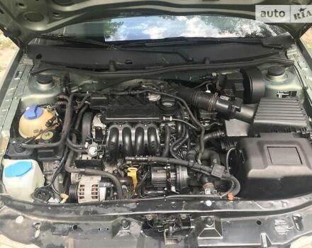 Зелений Шкода Октавія, об'ємом двигуна 1.6 л та пробігом 256 тис. км за 5400 $, фото 4 на Automoto.ua