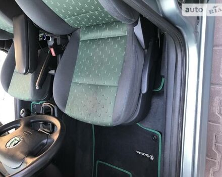 Зелений Шкода Октавія, об'ємом двигуна 1.6 л та пробігом 256 тис. км за 5400 $, фото 19 на Automoto.ua