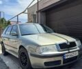 Зелений Шкода Октавія, об'ємом двигуна 1.6 л та пробігом 262 тис. км за 4400 $, фото 1 на Automoto.ua