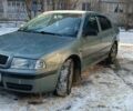 Зеленый Шкода Октавия, объемом двигателя 1.8 л и пробегом 294 тыс. км за 3800 $, фото 1 на Automoto.ua