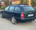 Зеленый Шкода Октавия, объемом двигателя 1.6 л и пробегом 239 тыс. км за 3800 $, фото 1 на Automoto.ua